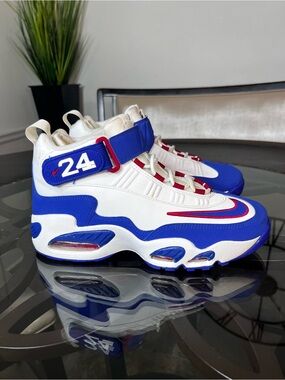 Nike Air Griffey Max 1 USA
White Red Blue Mens Shoes
DX3723-100 Size 9.5